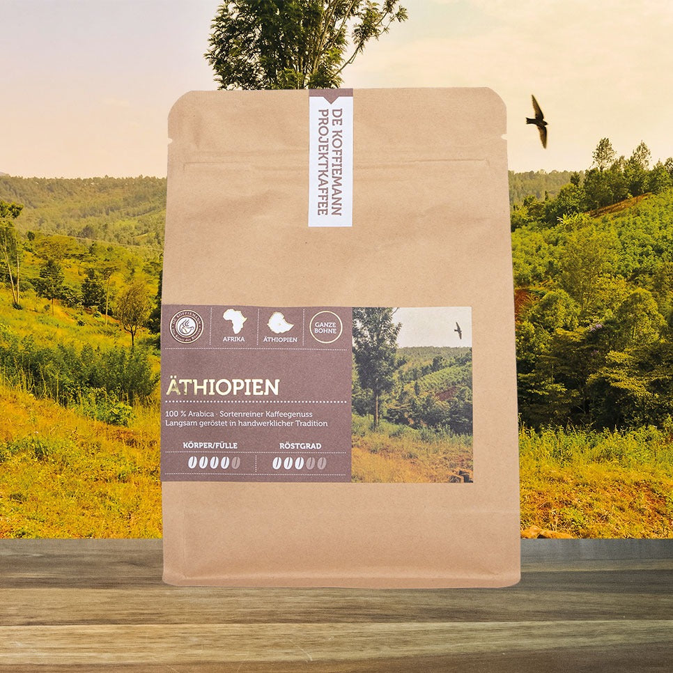 Eine Kaffeeverpackung "Projektkaffee Äthiopien" Kaffeebohnen von de koffiemann